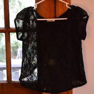 Pretty, Laced Top! Perfect for Layering!
